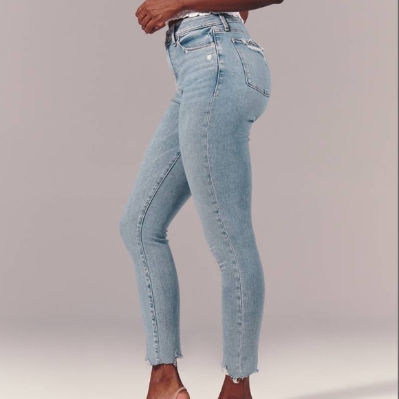 Abercrombie & Fitch High Rise Super Skinny Jeans - Picture 2 of 6